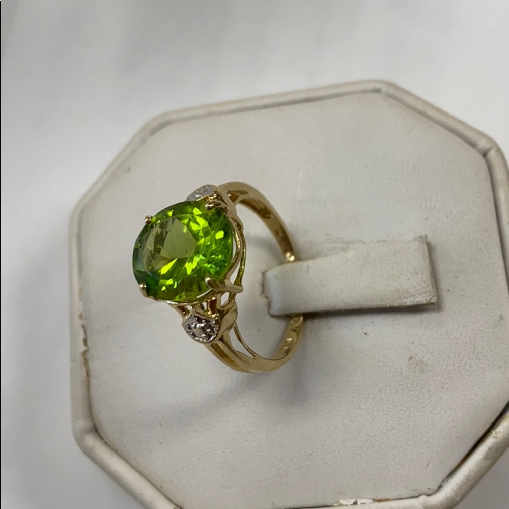 14K gold diamonds peridot ring - Picture 2 of 6
